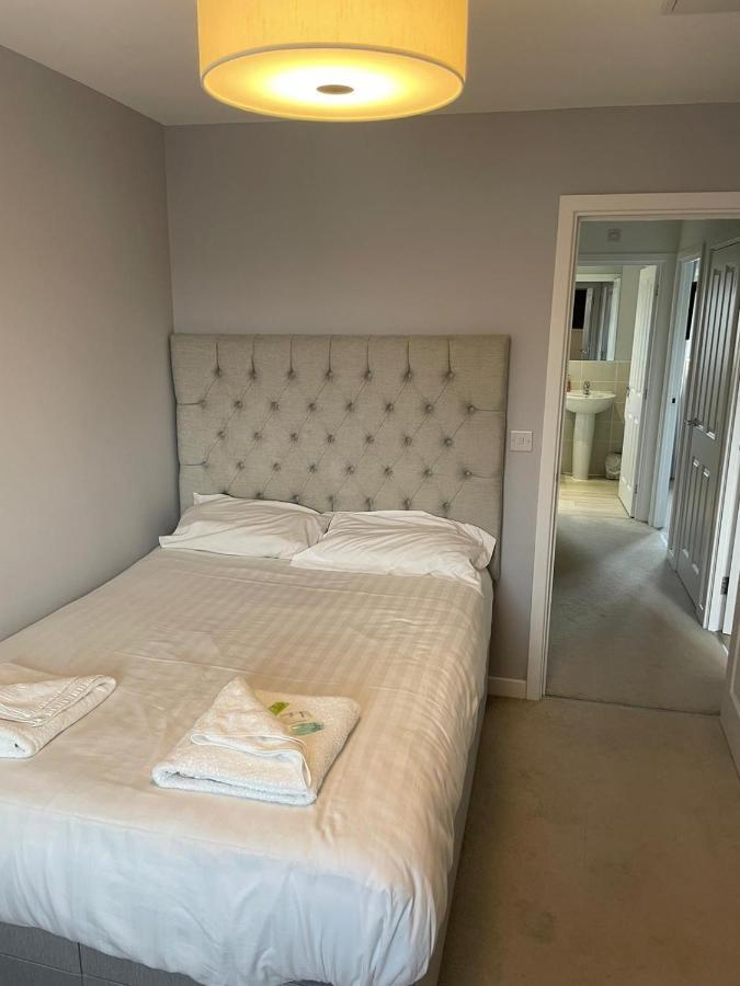 The Townhouse @Thorpe Road Villa Peterborough Exterior photo